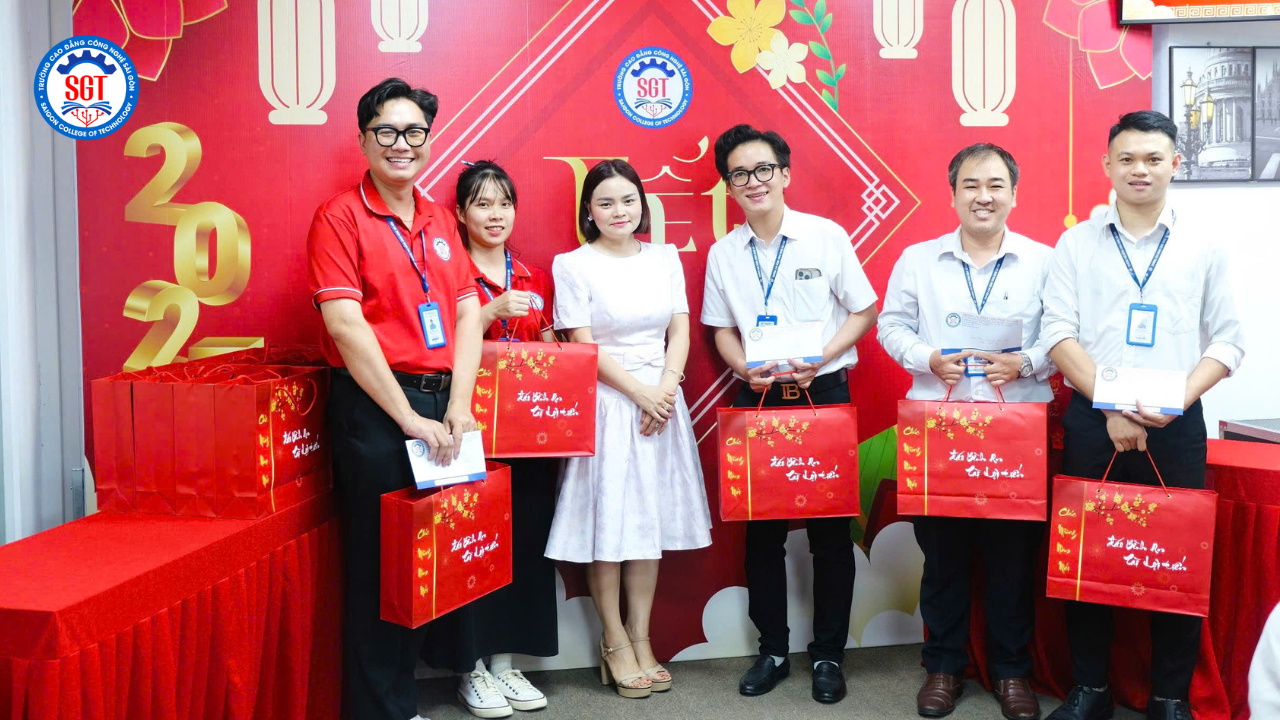 CBNV Trường Cao đẳng Công nghệ Sài Gòn Tổng kết cuối năm 2023 - 2024