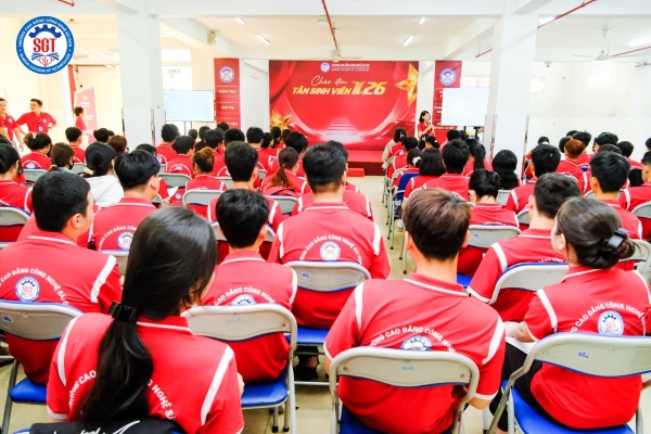 Hoạt động sinh hoạt công dân đầu khóa tại SGT cơ sở Hồ Chí Minh
